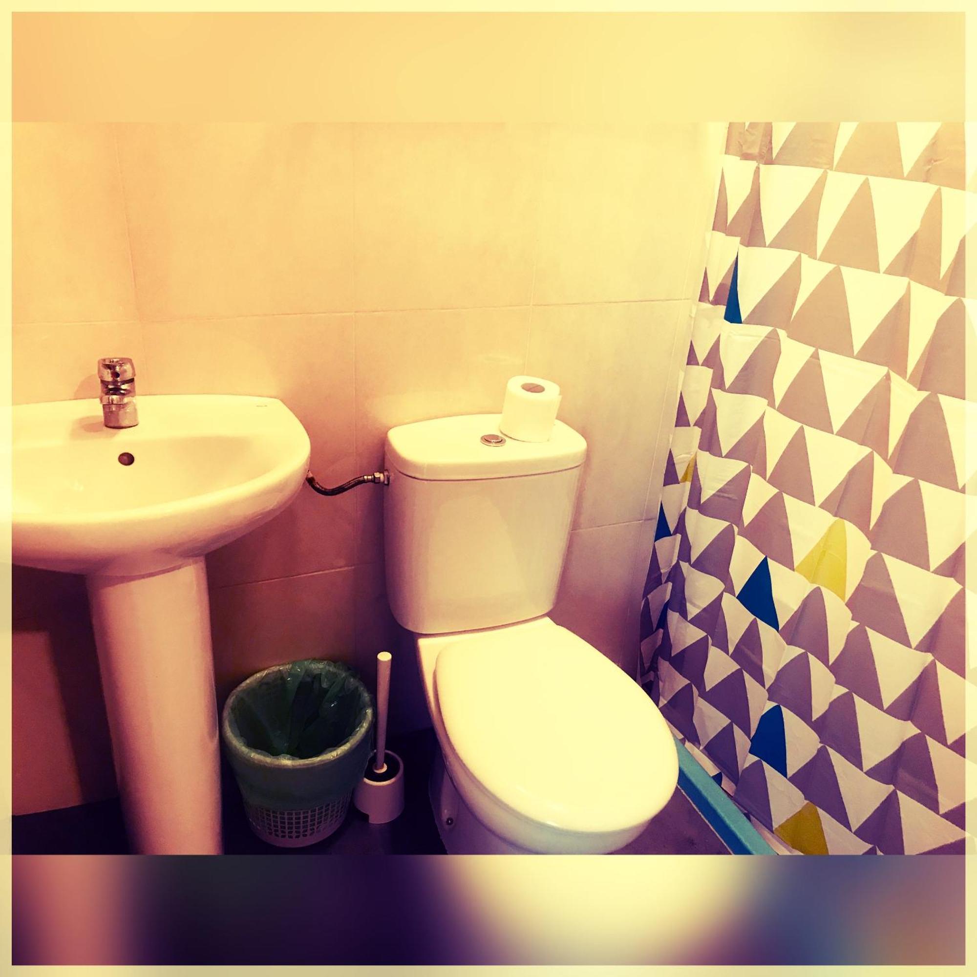Roots&Boots Lugo Hostel Ruang foto